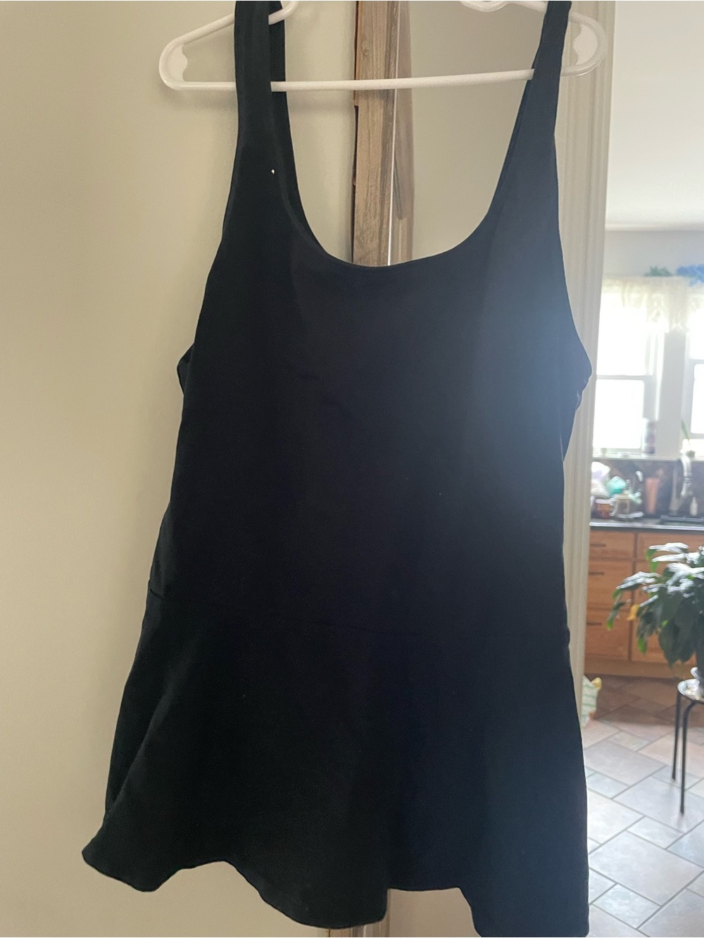Express Black Scoop Neck Tank Top - Flared Hem